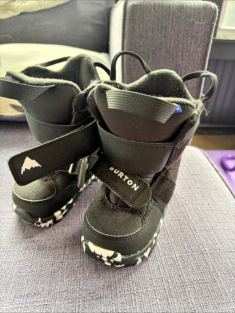 Burton Mini Grom Snowboard Boots US 7C